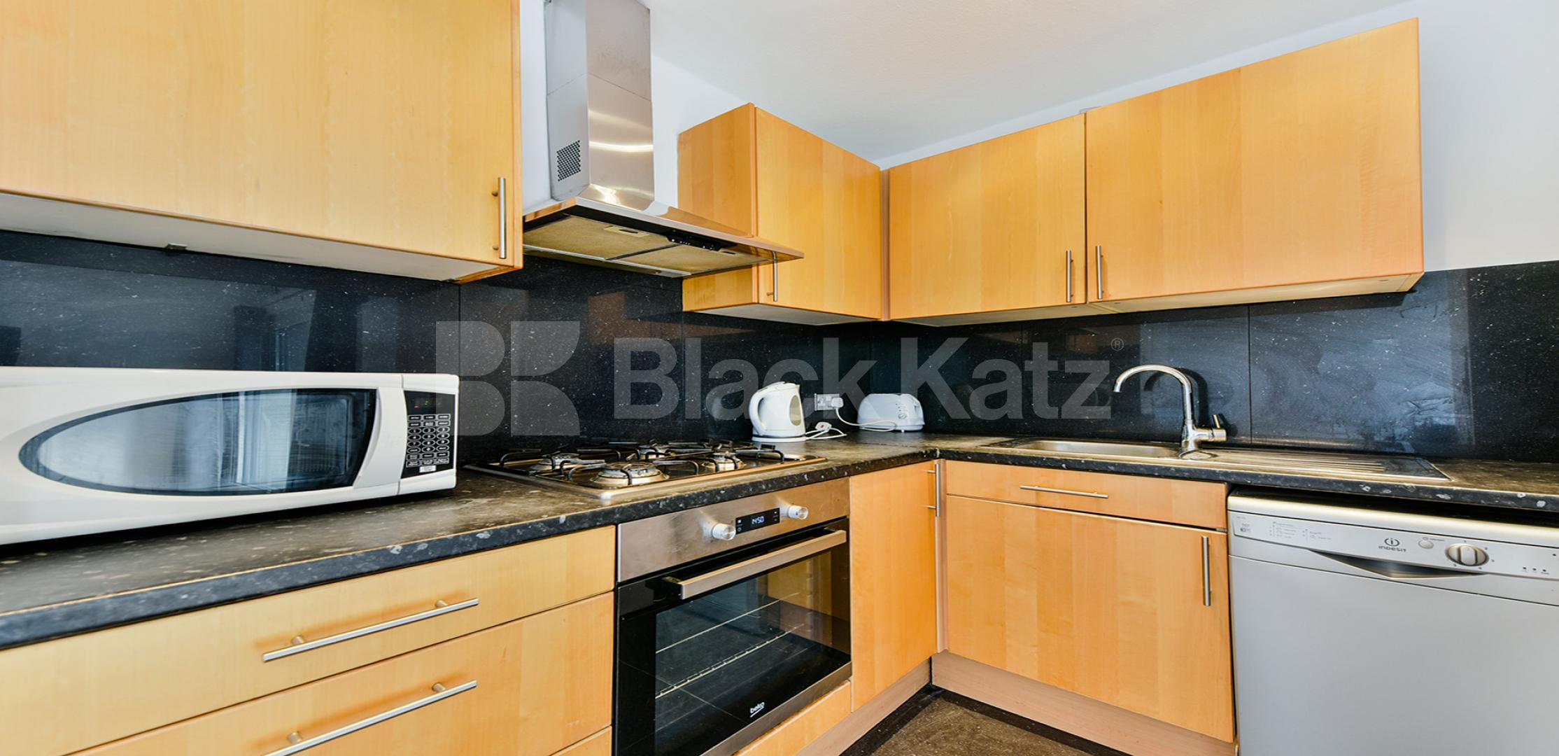 			NEW INSTRUCTION , 4 Bedroom, 1 bath, 1 reception Apartment			 Cedars Road, Clapham Common